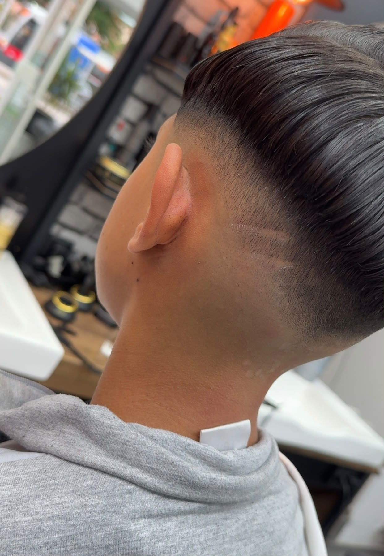 Präziser Skin Fade